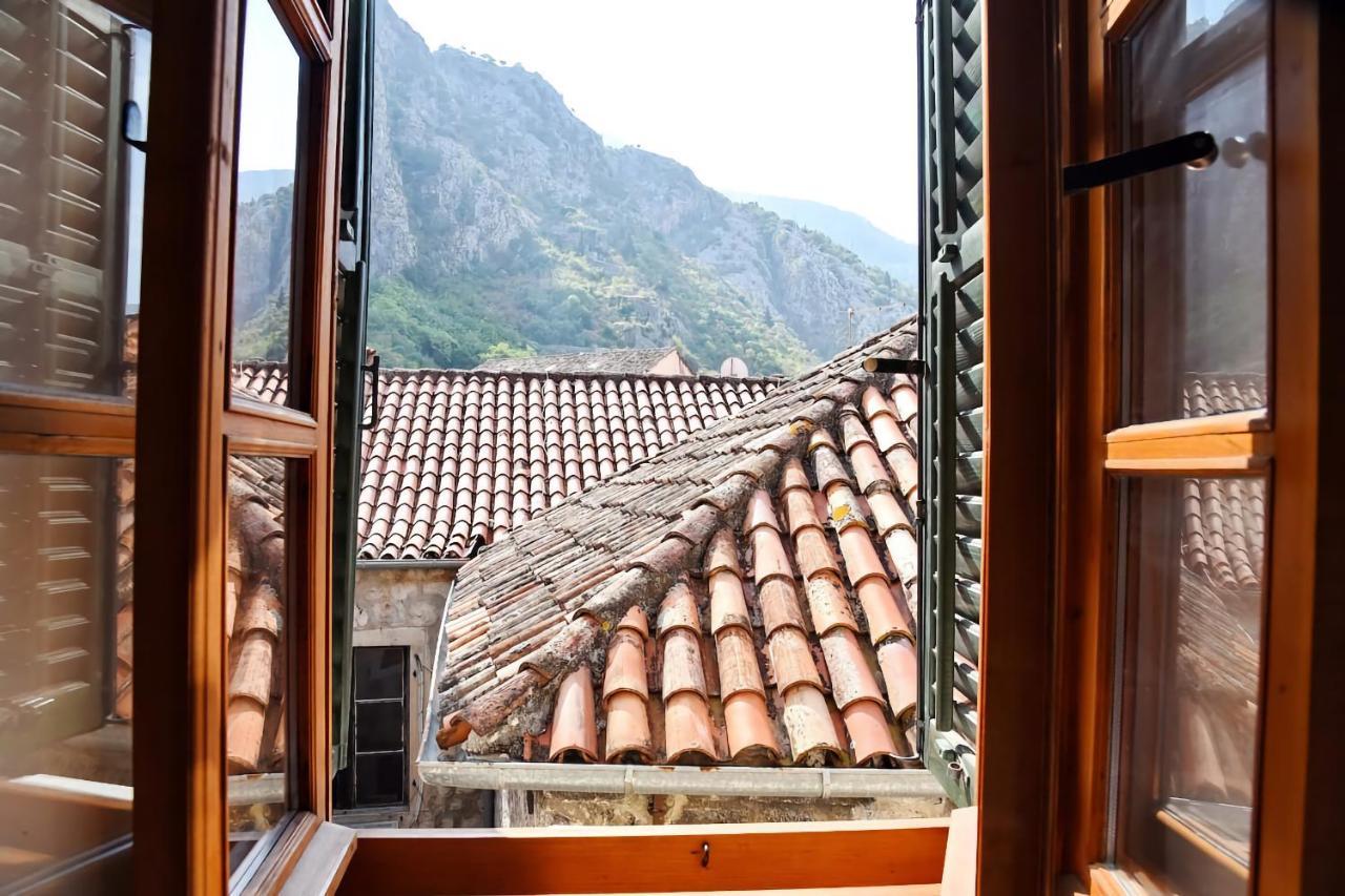 Cozy 2 Bedroom Apartment In Antique Bizanti Palace Kotor Luaran gambar